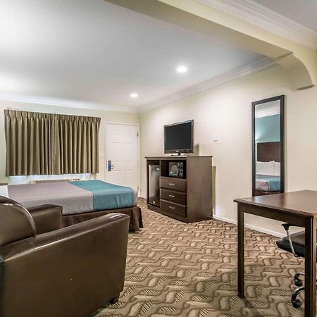 Rodeway Inn & Suites Inglewood Zewnętrze zdjęcie