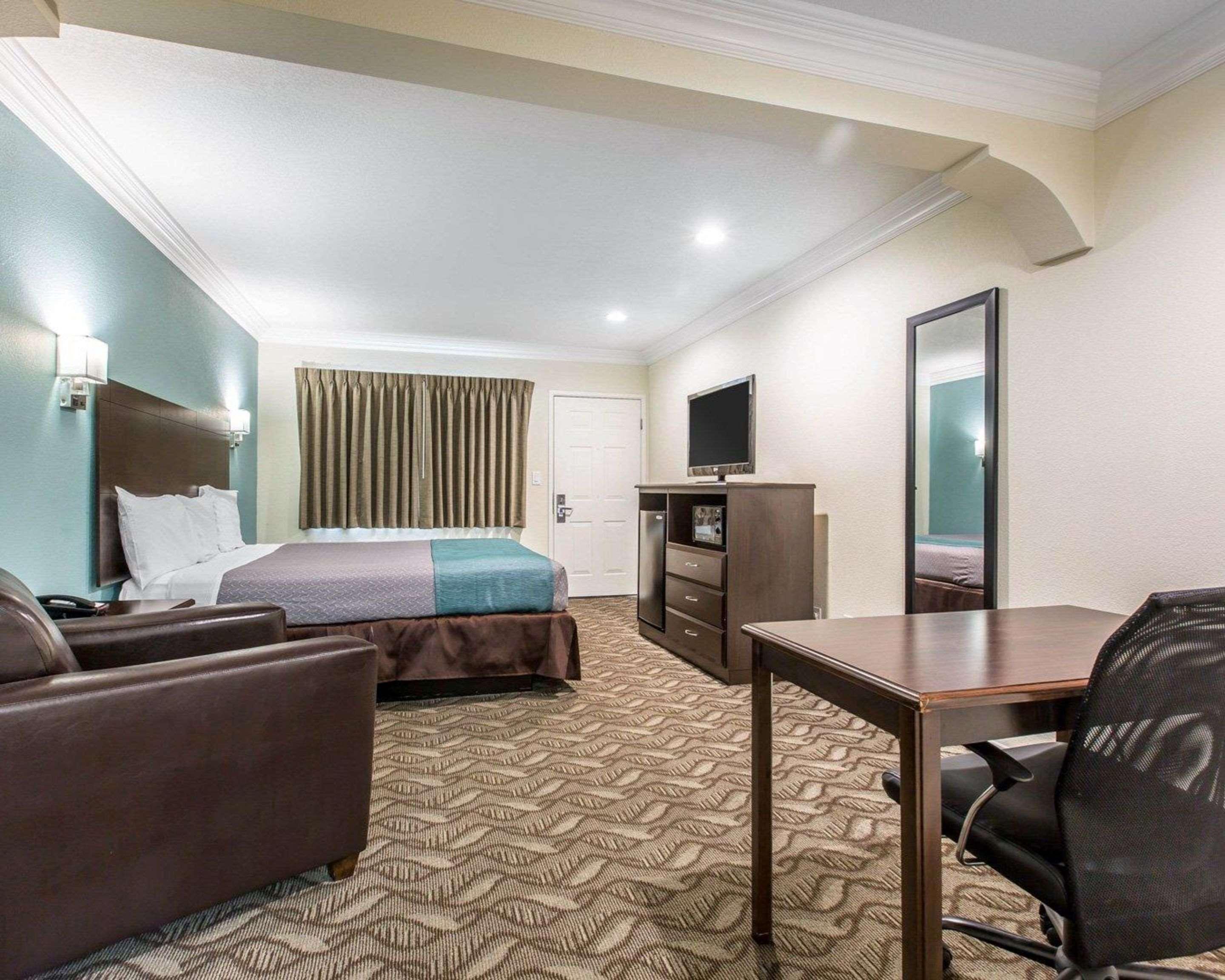 Rodeway Inn & Suites Inglewood Zewnętrze zdjęcie