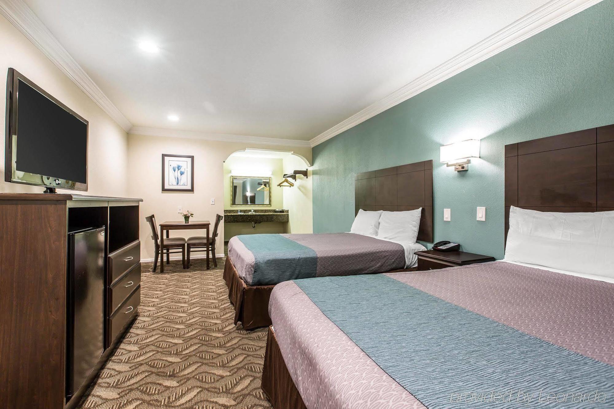 Rodeway Inn & Suites Inglewood Zewnętrze zdjęcie